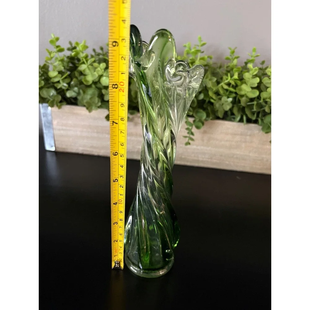 Vintage Swung Glass Bud Vase Emerald Green Twisted Rib Mid Century Modern 9 inch